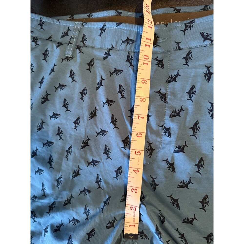 Berkley Jensen Shorts Men Blue Shark Print Flat Front Sz 36 Hybrid Golf NWOT - Picture 6 of 8